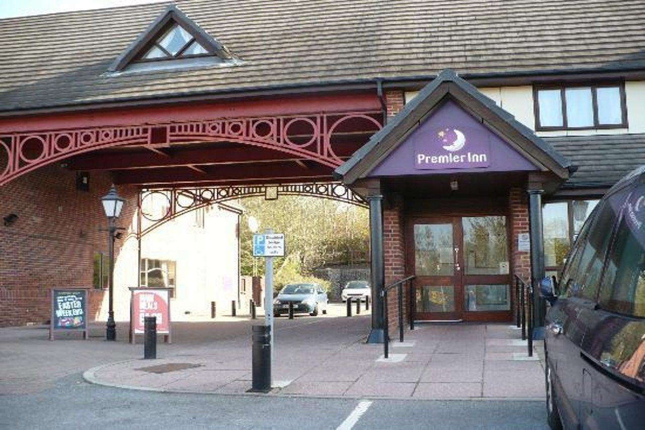 Premier Inn Telford Central מראה חיצוני תמונה